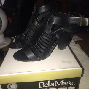 Bella Marie Black casual shoes .like new